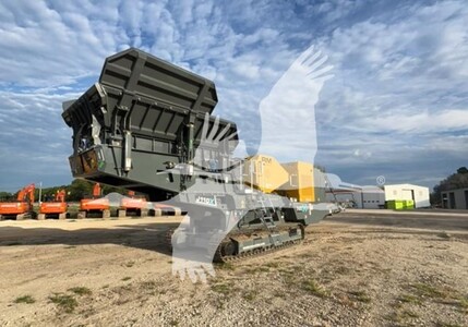 2025 RUBBLE MASTER RM J110X CS647F