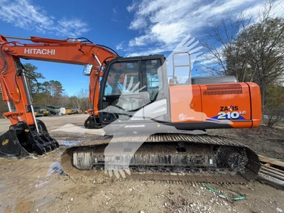 2023 HITACHI ZX210 LC-6 EX8376