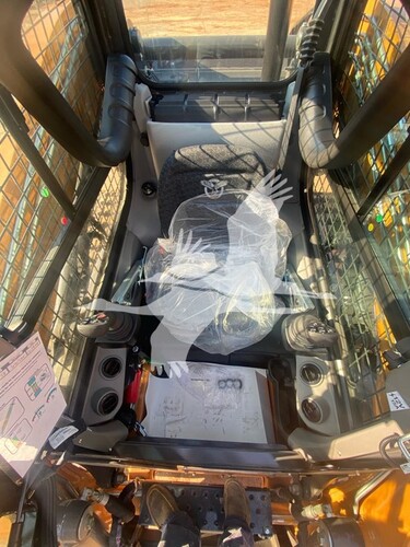 2025 CASE TV370B CT482M