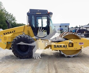 2025 SAKAI SV544TF RO847F