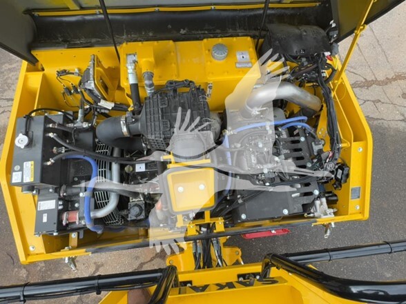 2025 SAKAI SW884 RO569C