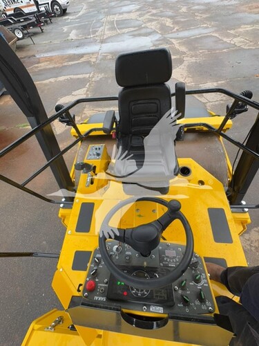 2025 SAKAI SW884 RO569C