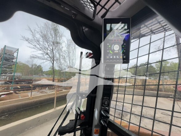 2025 CASE TV450B CT283B